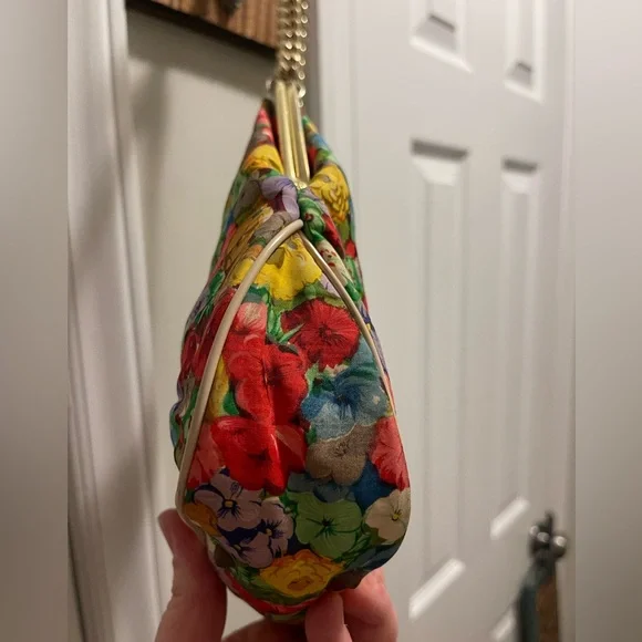 Town and Country Vintage 1960s Kiss Clasp Structured Fabric Handbag - Picture 7 of 10